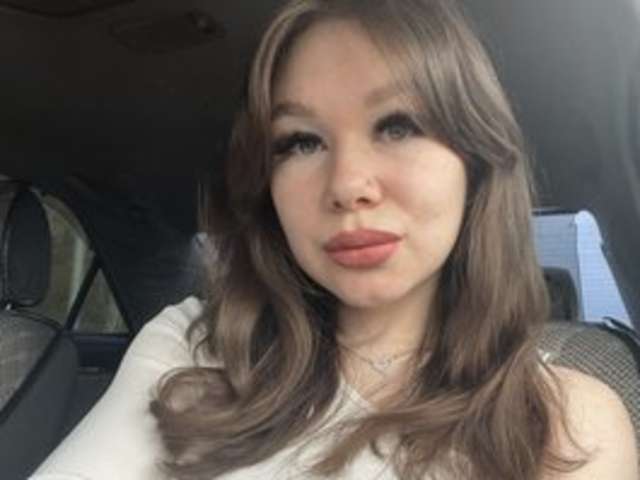 go to chat with Valeria090