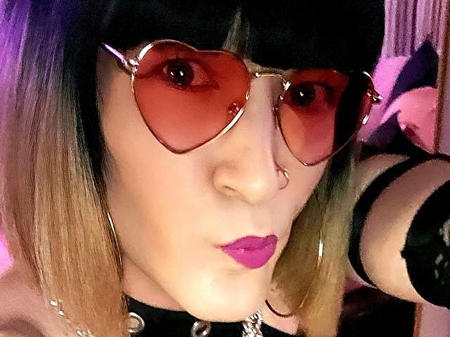 go to chat with VaneSsaB