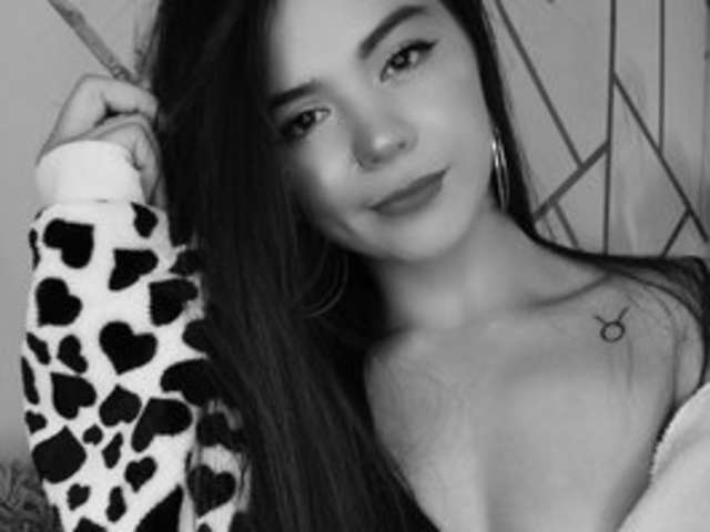 go to chat with Vanee-Cruzz