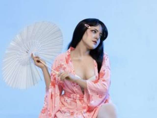 go to chat with VaniVanila