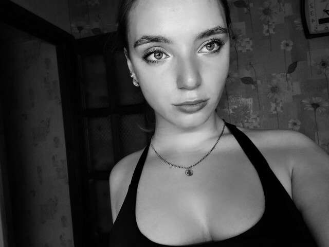go to chat with VelvetQueen