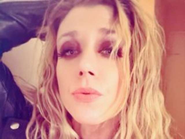 go to chat with VeronicaRonnieTaylor