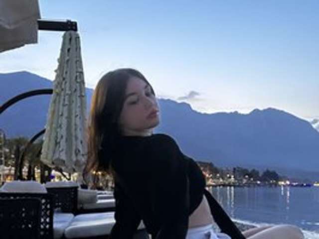 go to chat with Vfjunnvg