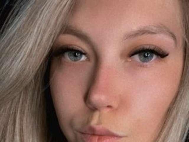 go to chat with Victoria1216