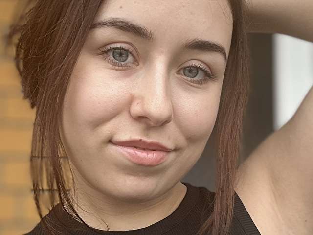 go to chat with VictoriaY