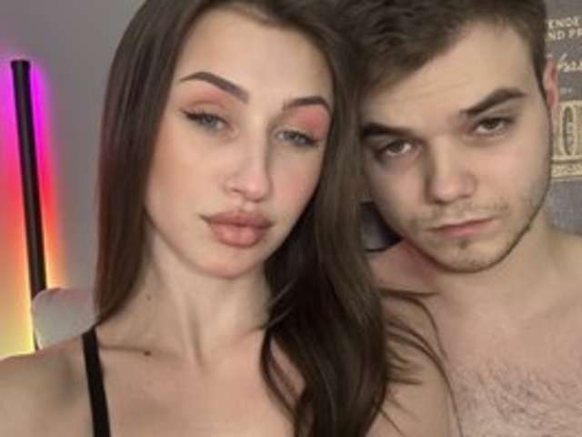 go to chat with VikkiAndGeorge