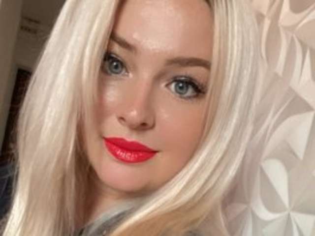 go to chat with VikkiVia