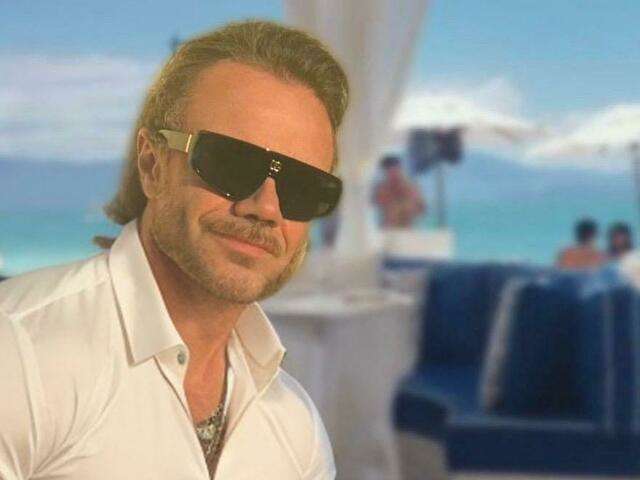 go to chat with ViktorLolla
