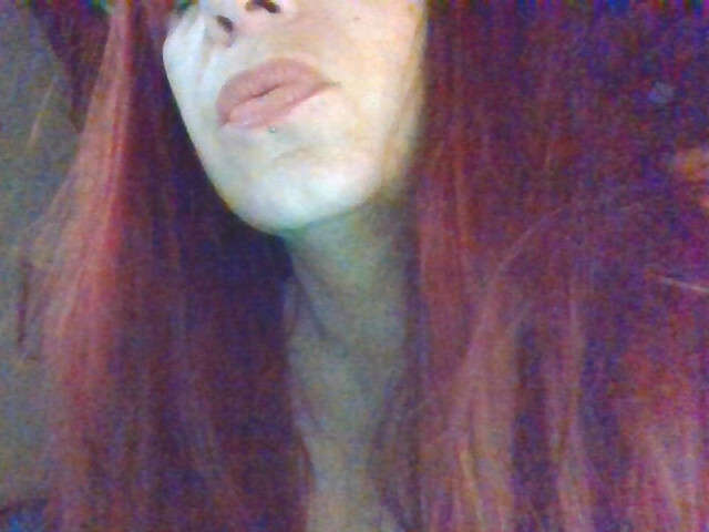 go to chat with ViolaAnarky