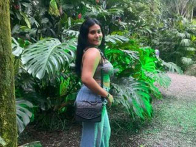 go to chat with Violeta-seans