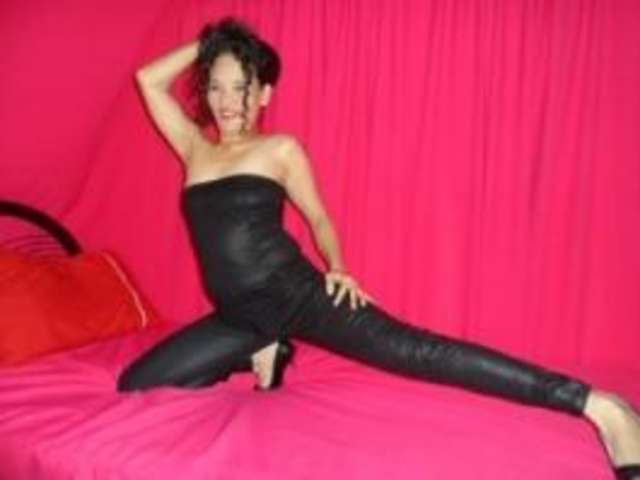 go to chat with WANTEDSLAVE