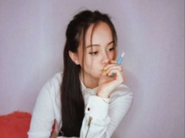 go to chat with WOWalina