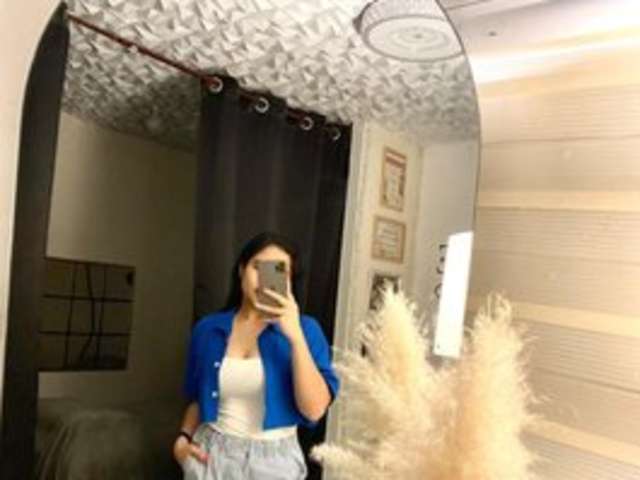go to chat with WildFlowerDaisyhot