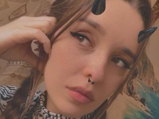 go to chat with WildKari