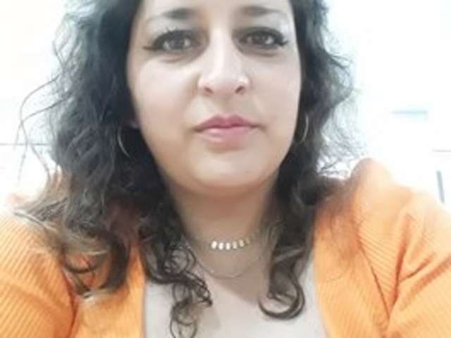 go to chat with Ximenita33