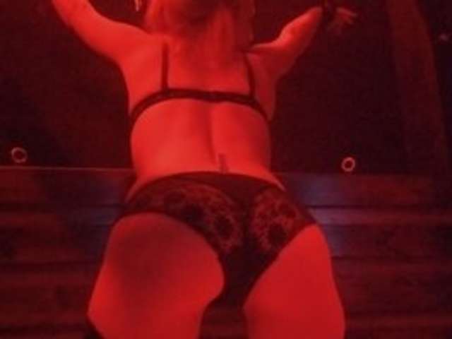 go to chat with XxxxxSexx1