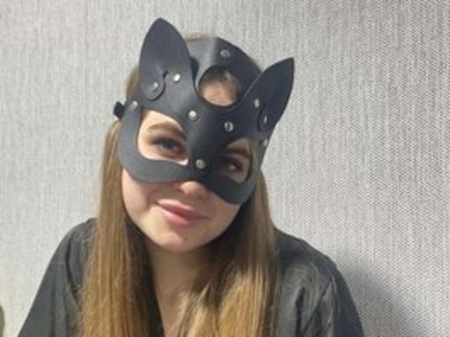 go to chat with Xzibitzi1