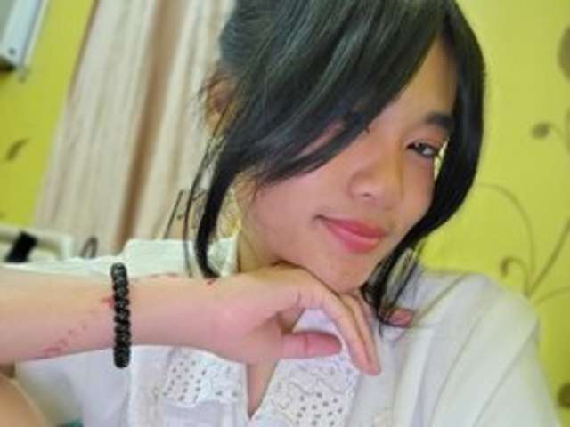 go to chat with Yayee