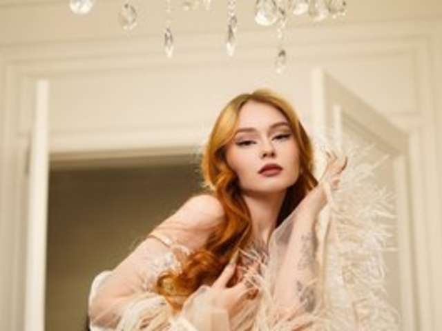 go to chat with YoPixie