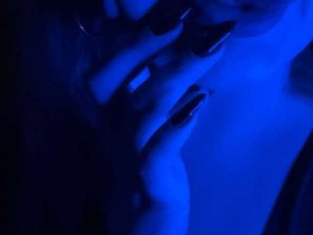 go to chat with YourBrattyBitch