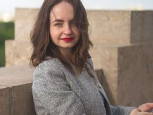 go to chat with YourJessi
