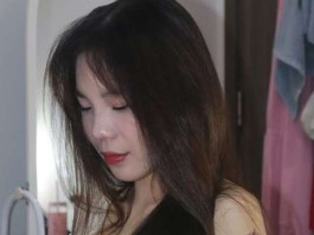 go to chat with Yuki-20