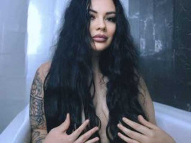 go to chat with Yulia-not-Roberts
