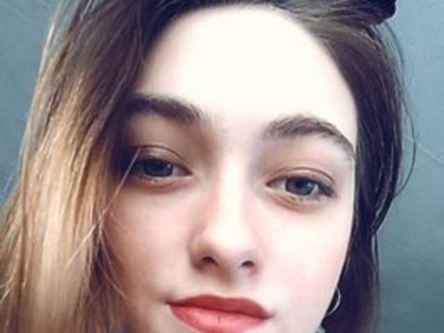 go to chat with Yulia409