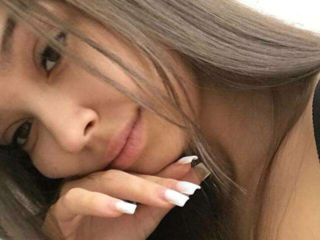 go to chat with YuliannaX