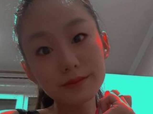 go to chat with Yumin