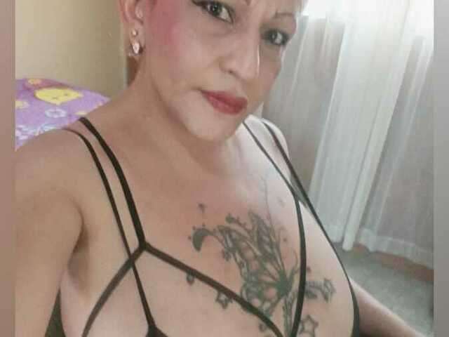 go to chat with ZahiraLorena
