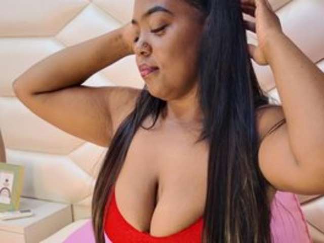 go to chat with ZaiyaJones