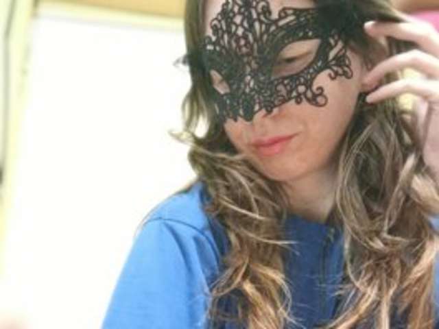 go to chat with ZaraSss