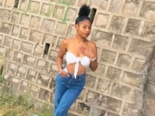 go to chat with Znela