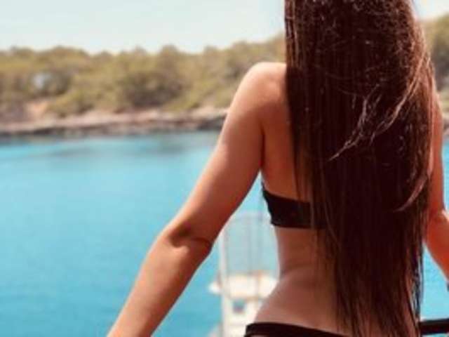 go to chat with __----_
