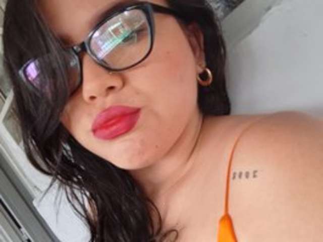 go to chat with alanamz