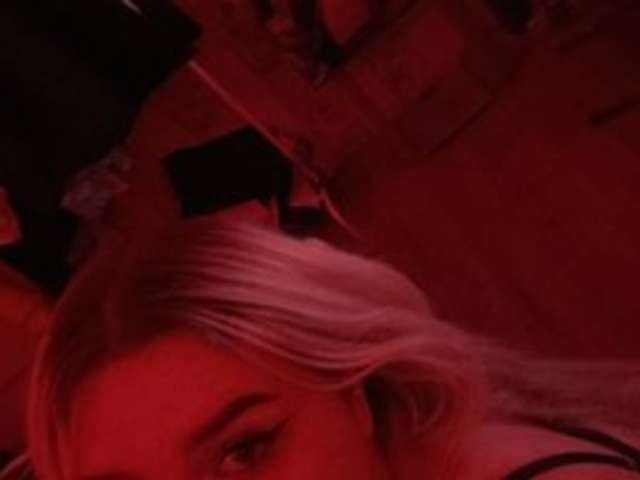 go to chat with alananix