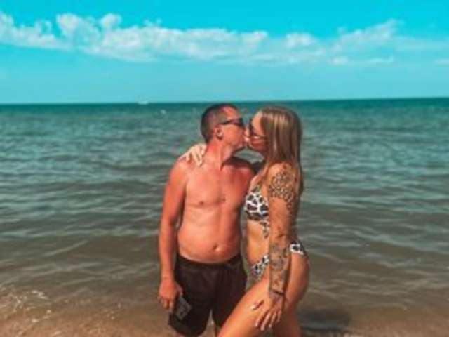 go to chat with alexandelen69