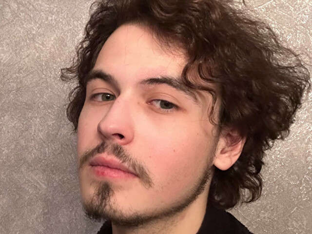 go to chat with alistar
