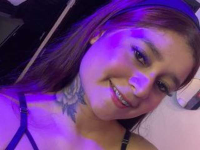 ANANYA205216 amateur webcam photo