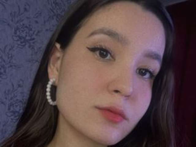 go to chat with annie-fleur