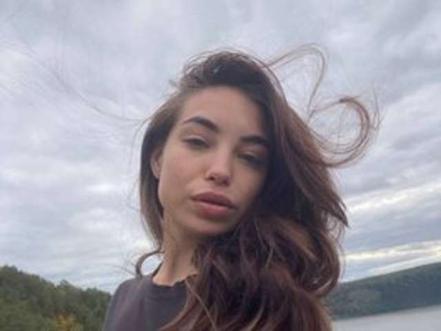 go to chat with anorabay