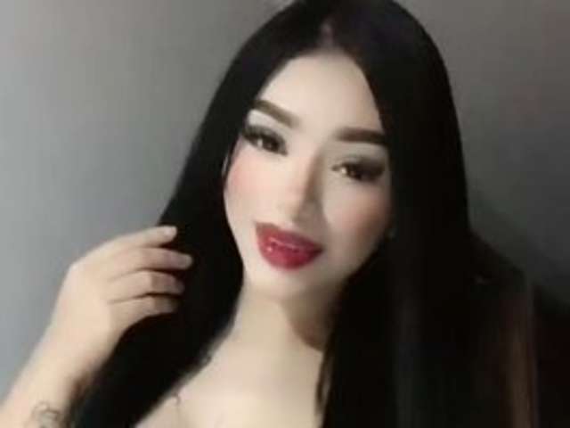 go to chat with arianabruni