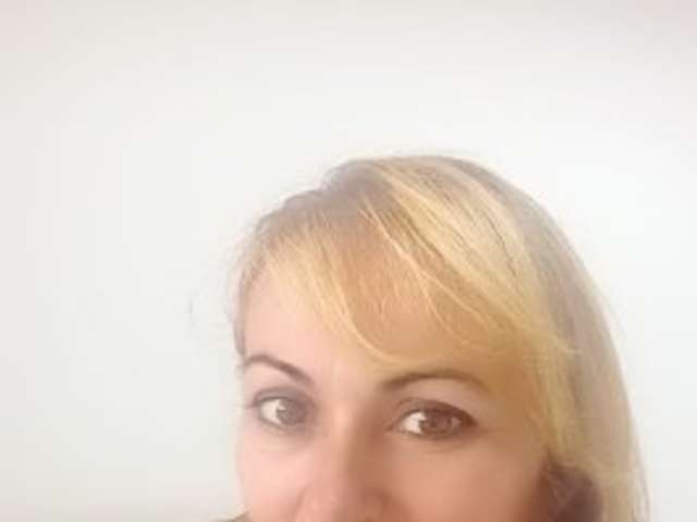 go to chat with auroramia123