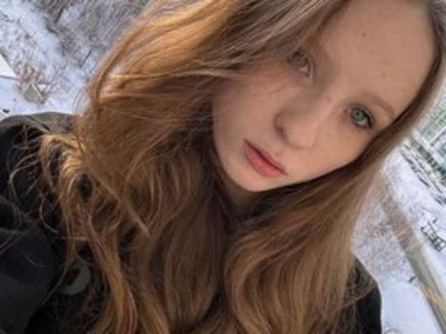 go to chat with b4by-Emilia