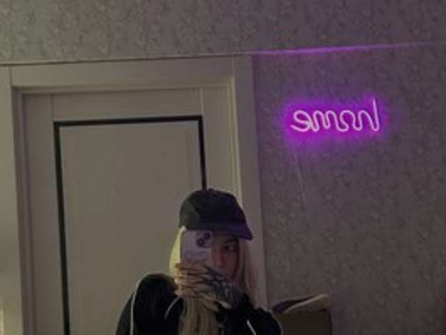 go to chat with bailey4u