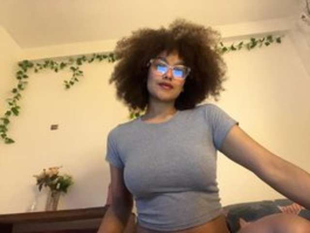 go to chat with becc3