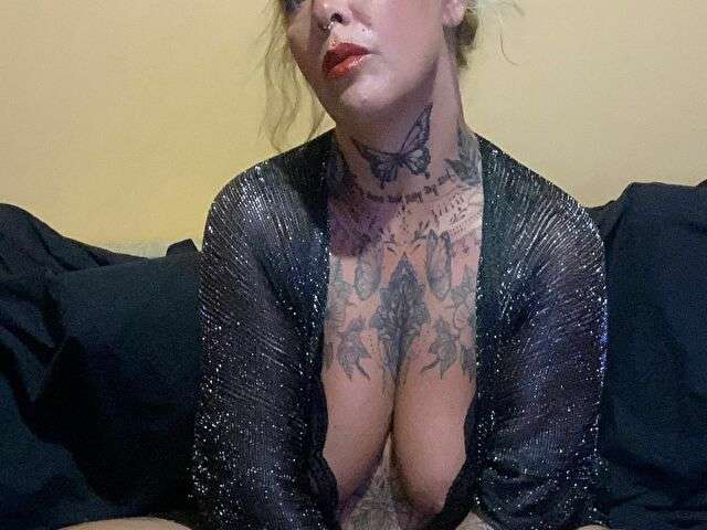 go to chat with blondy40