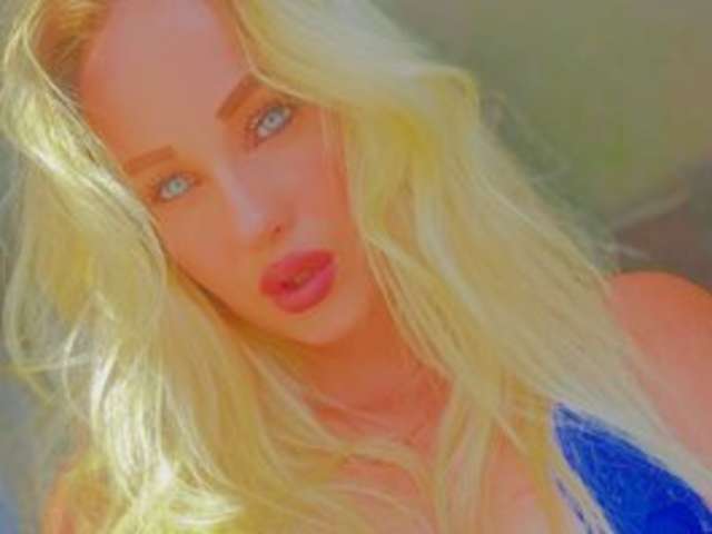go to chat with blueeyedzaya-sexy