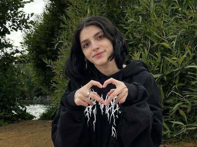 go to chat with broosnica1